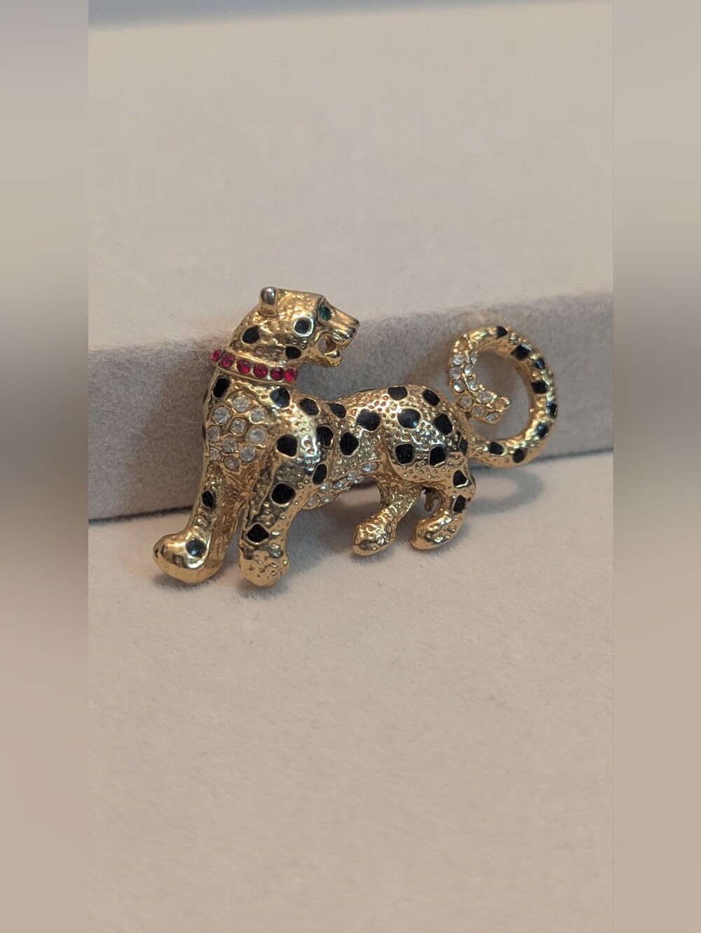 Gold-tone Leopard Brooch with Black Spots and Crystals P070426-2